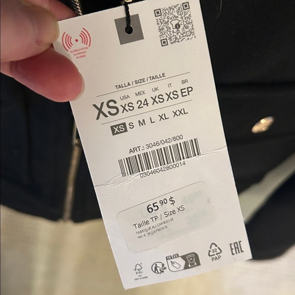 Zara Women's Black Bomber Jacket - Picture 2 of 3